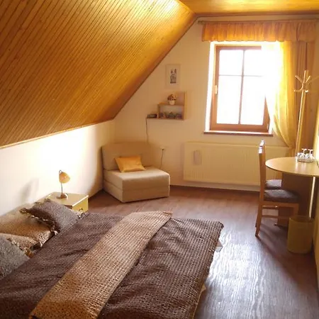 Bed & Breakfast Nika Telc